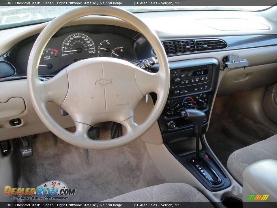 2003 Chevrolet Malibu Sedan Light Driftwood Metallic / Neutral Beige Photo #23