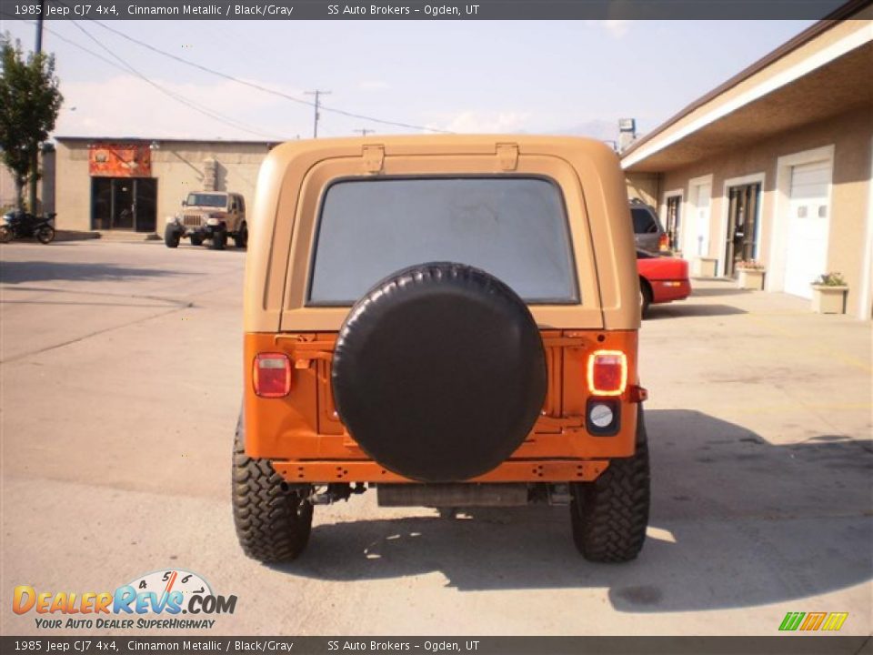 1985 Jeep CJ7 4x4 Cinnamon Metallic / Black/Gray Photo #7