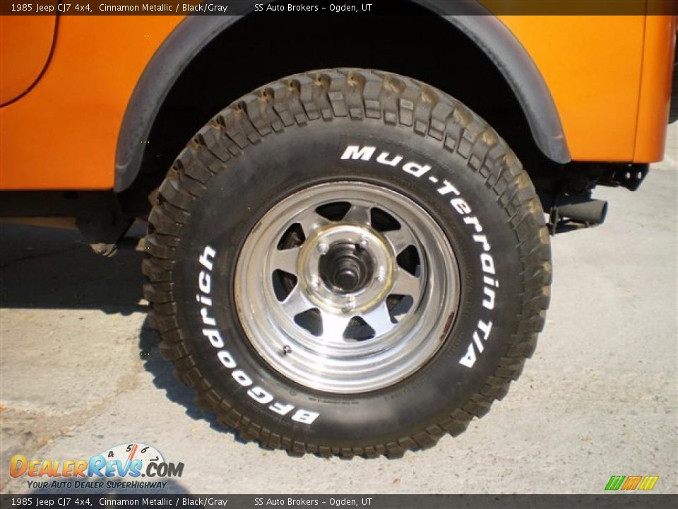 Custom Wheels of 1985 Jeep CJ7 4x4 Photo #9