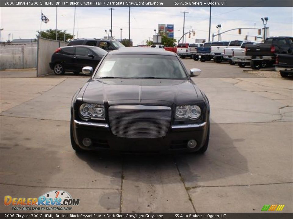 2006 Chrysler 300 C HEMI Brilliant Black Crystal Pearl / Dark Slate Gray/Light Graystone Photo #3
