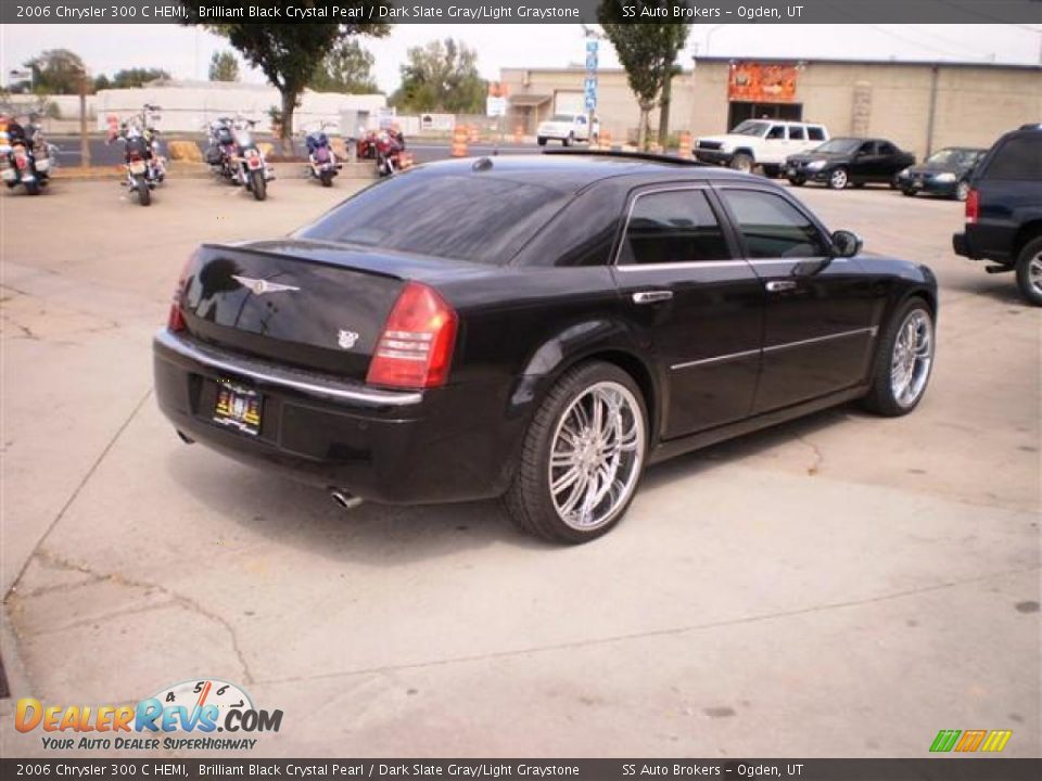 2006 Chrysler 300 C HEMI Brilliant Black Crystal Pearl / Dark Slate Gray/Light Graystone Photo #6