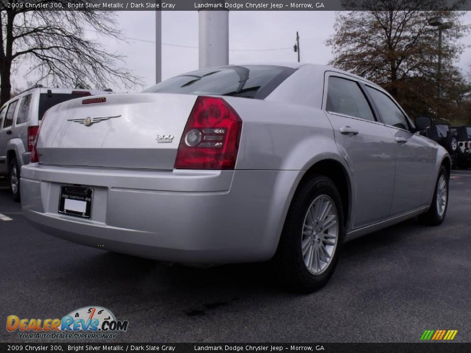 2009 Chrysler 300 Bright Silver Metallic / Dark Slate Gray Photo #3
