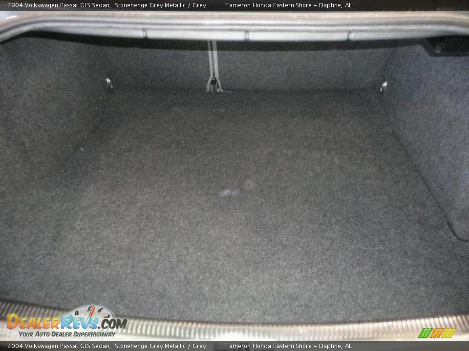2004 Volkswagen Passat GLS Sedan Stonehenge Grey Metallic / Grey Photo #7