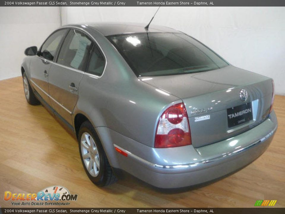 2004 Volkswagen Passat GLS Sedan Stonehenge Grey Metallic / Grey Photo #11
