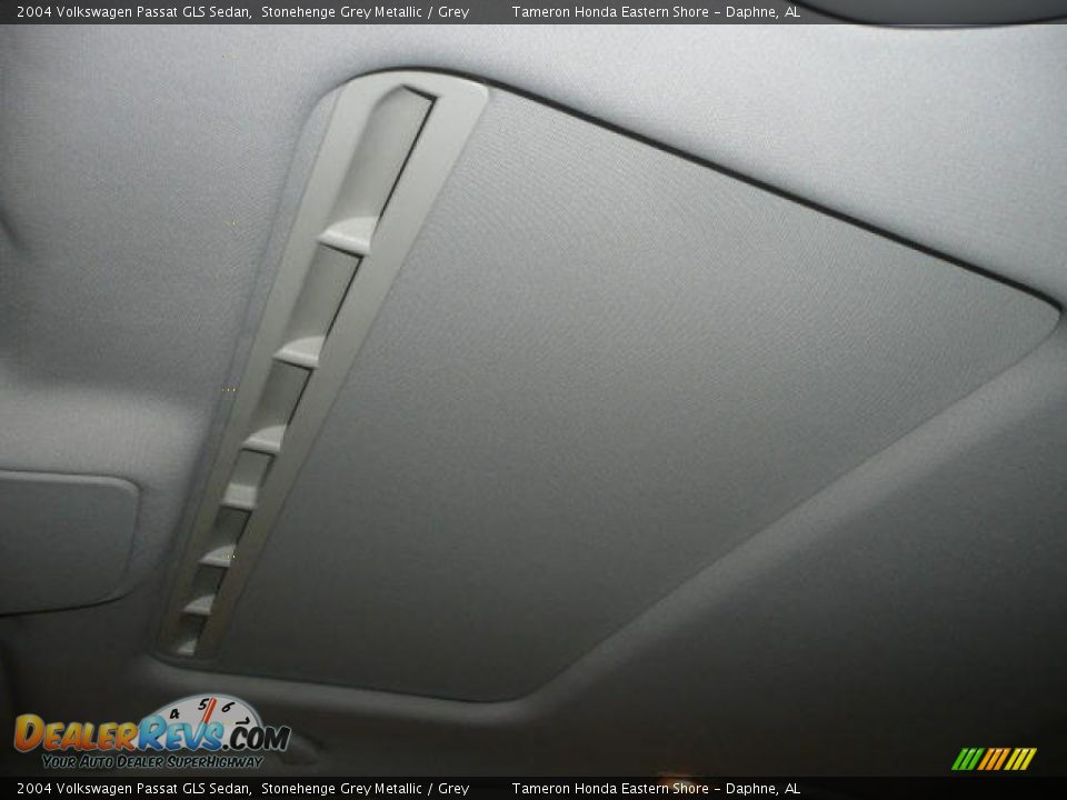 2004 Volkswagen Passat GLS Sedan Stonehenge Grey Metallic / Grey Photo #15