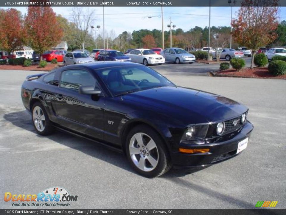 2006 Ford Mustang GT Premium Coupe Black / Dark Charcoal Photo #3