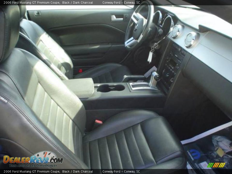 2006 Ford Mustang GT Premium Coupe Black / Dark Charcoal Photo #19