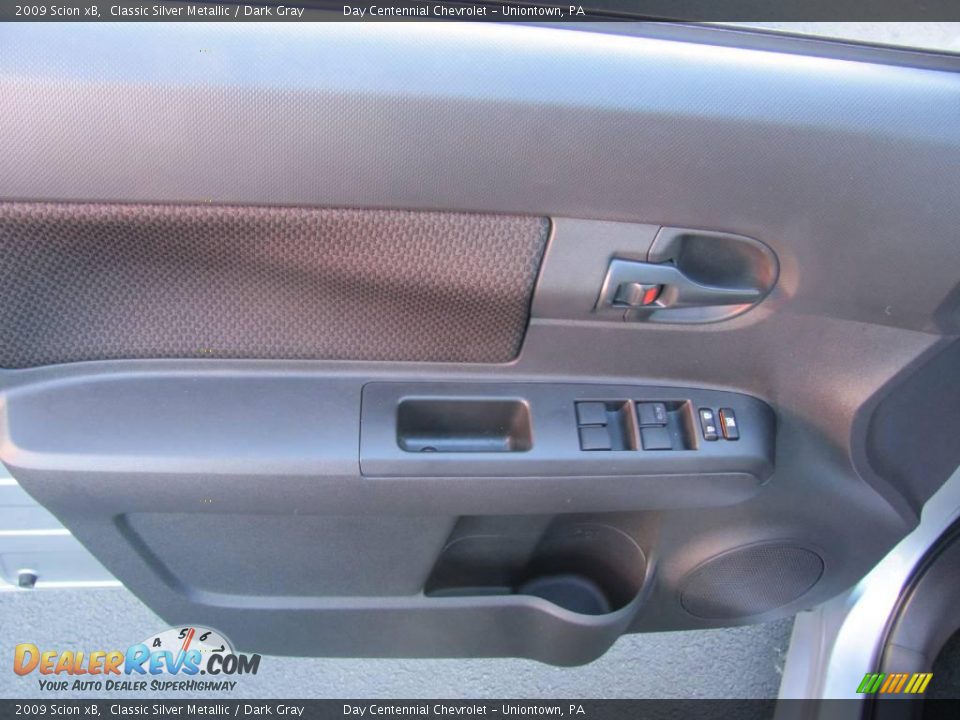 2009 Scion xB Classic Silver Metallic / Dark Gray Photo #10