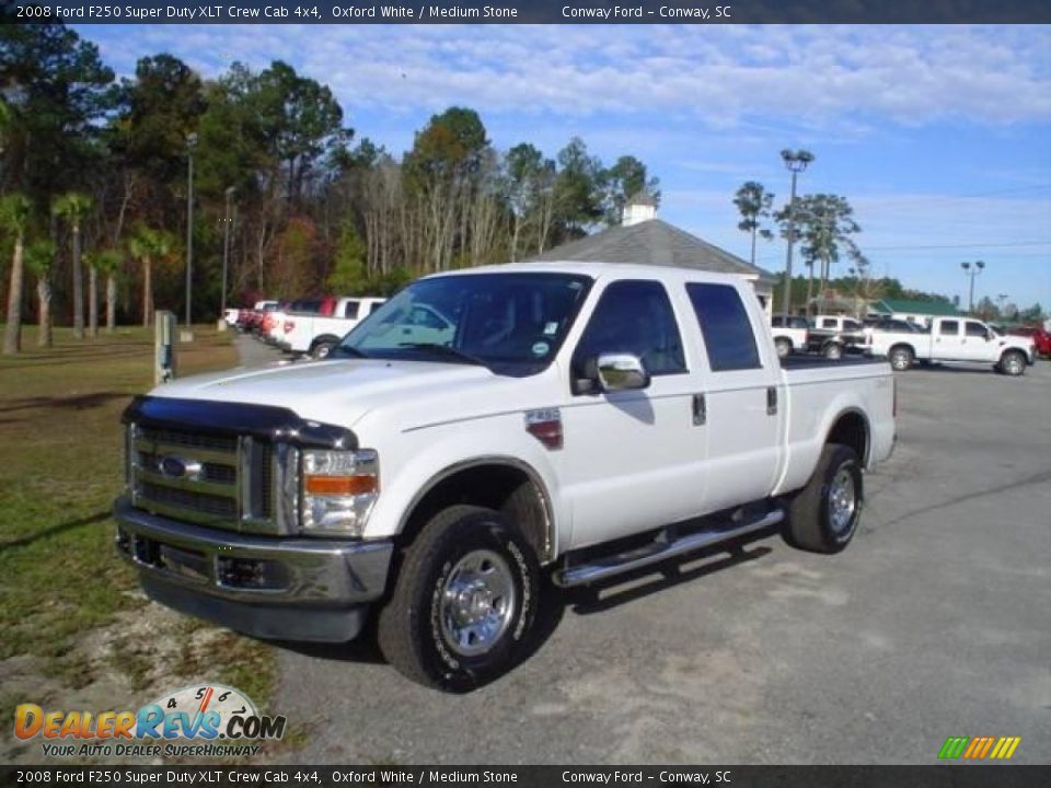 2008 Ford F250 Super Duty XLT Crew Cab 4x4 Oxford White / Medium Stone Photo #1