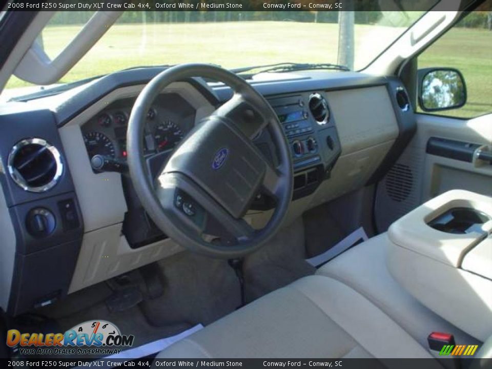 2008 Ford F250 Super Duty XLT Crew Cab 4x4 Oxford White / Medium Stone Photo #22
