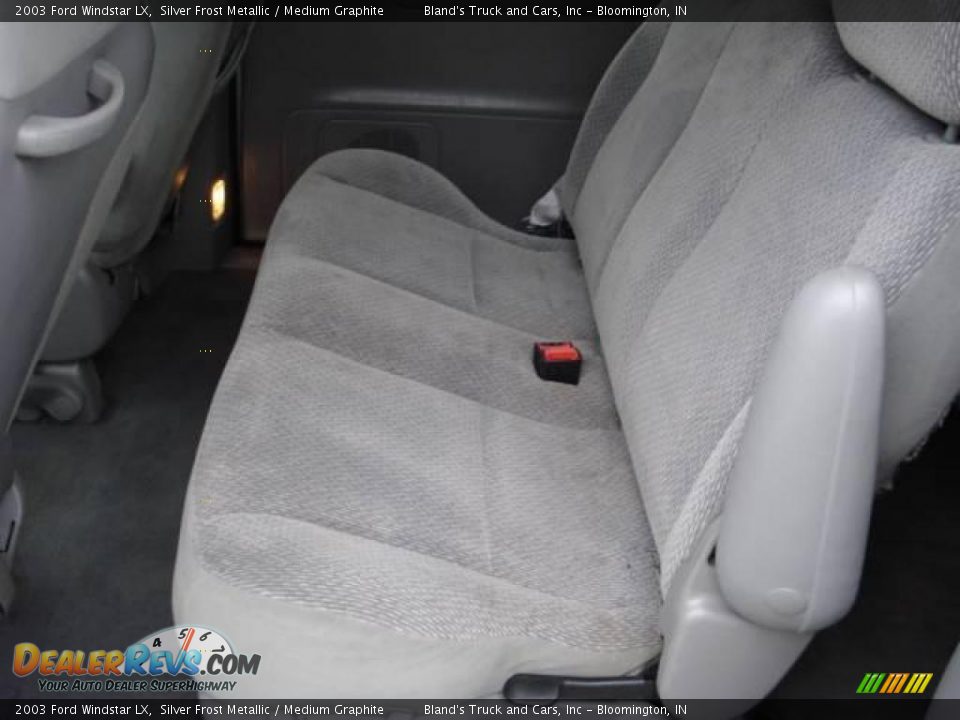 2003 Ford Windstar LX Silver Frost Metallic / Medium Graphite Photo #17