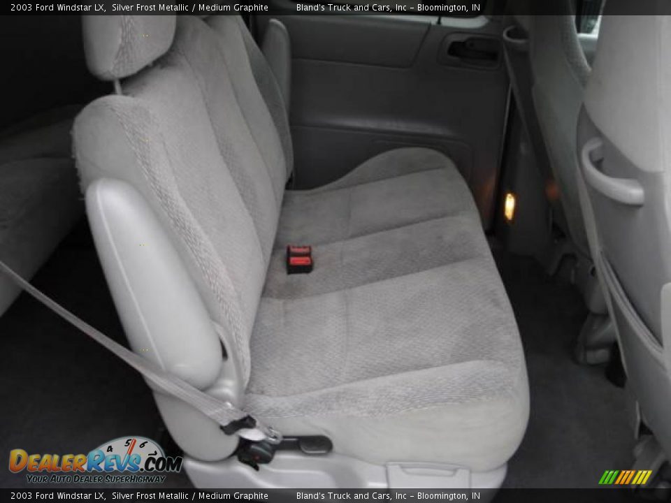 2003 Ford Windstar LX Silver Frost Metallic / Medium Graphite Photo #21