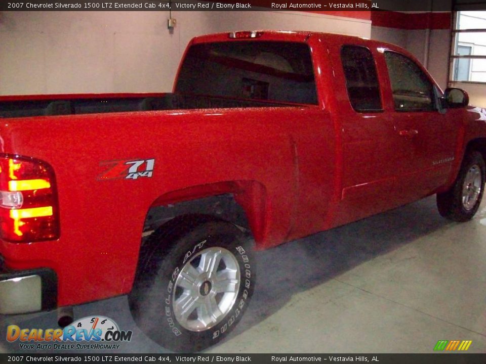 2007 Chevrolet Silverado 1500 LTZ Extended Cab 4x4 Victory Red / Ebony Black Photo #6