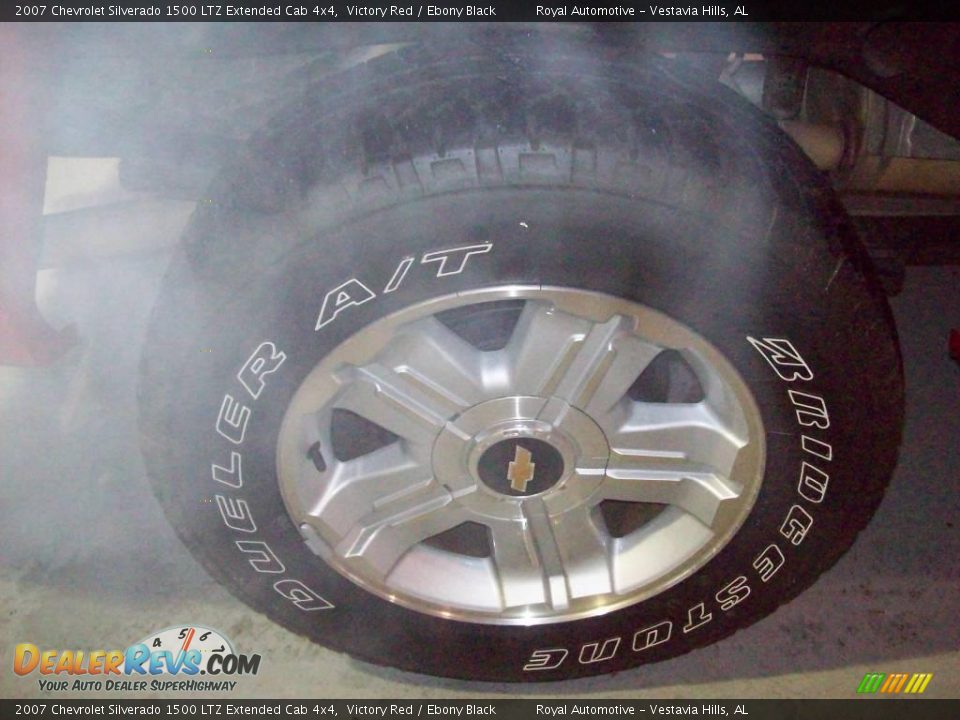 2007 Chevrolet Silverado 1500 LTZ Extended Cab 4x4 Victory Red / Ebony Black Photo #7