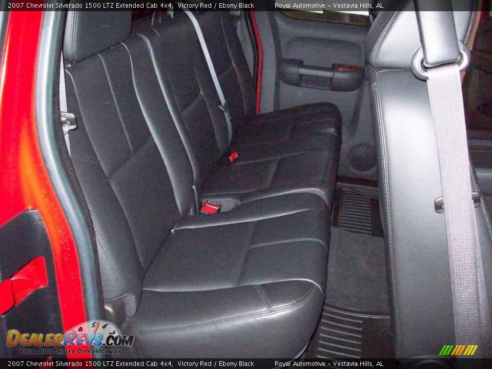 2007 Chevrolet Silverado 1500 LTZ Extended Cab 4x4 Victory Red / Ebony Black Photo #23