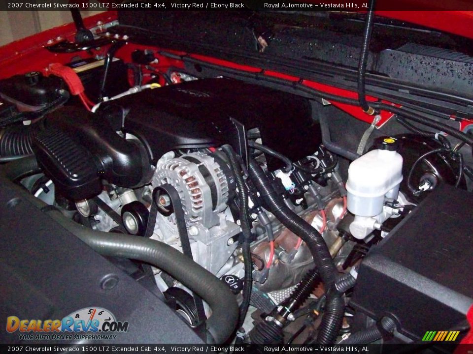 2007 Chevrolet Silverado 1500 LTZ Extended Cab 4x4 Victory Red / Ebony Black Photo #27