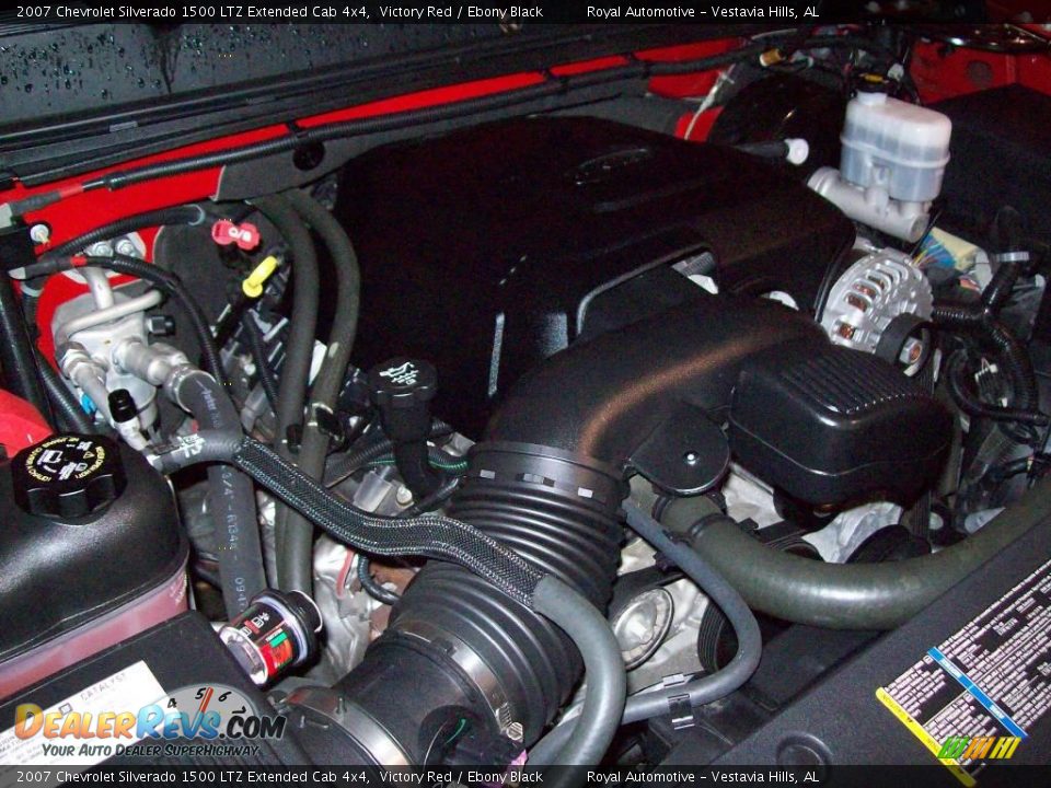 2007 Chevrolet Silverado 1500 LTZ Extended Cab 4x4 Victory Red / Ebony Black Photo #28