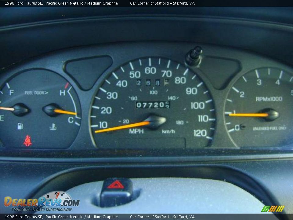 1998 Ford Taurus SE Pacific Green Metallic / Medium Graphite Photo #7