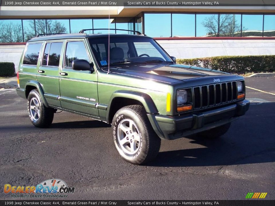 1998 Jeep Cherokee Classic 4x4 Emerald Green Pearl / Mist Gray Photo #9