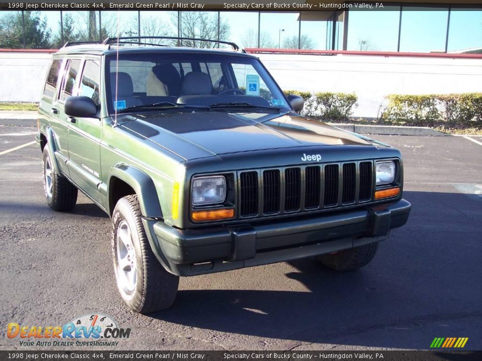 1998 Jeep Cherokee Classic 4x4 Emerald Green Pearl / Mist Gray Photo #10