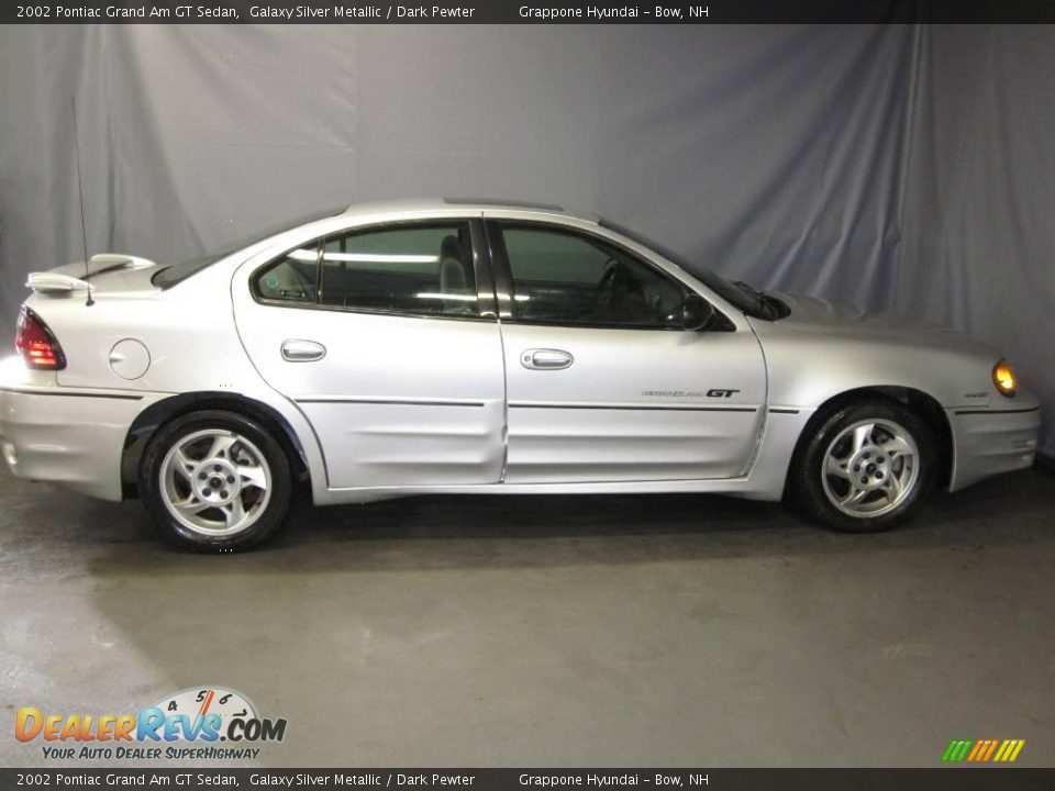 2002 Pontiac Grand Am GT Sedan Galaxy Silver Metallic / Dark Pewter Photo #4