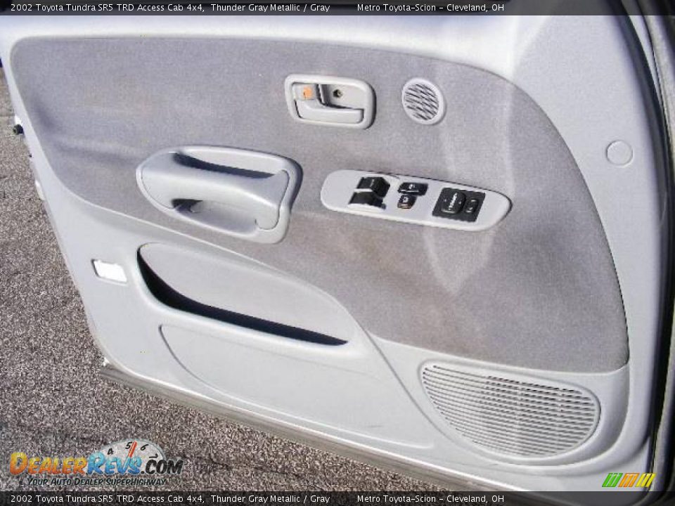 2002 Toyota Tundra SR5 TRD Access Cab 4x4 Thunder Gray Metallic / Gray Photo #22