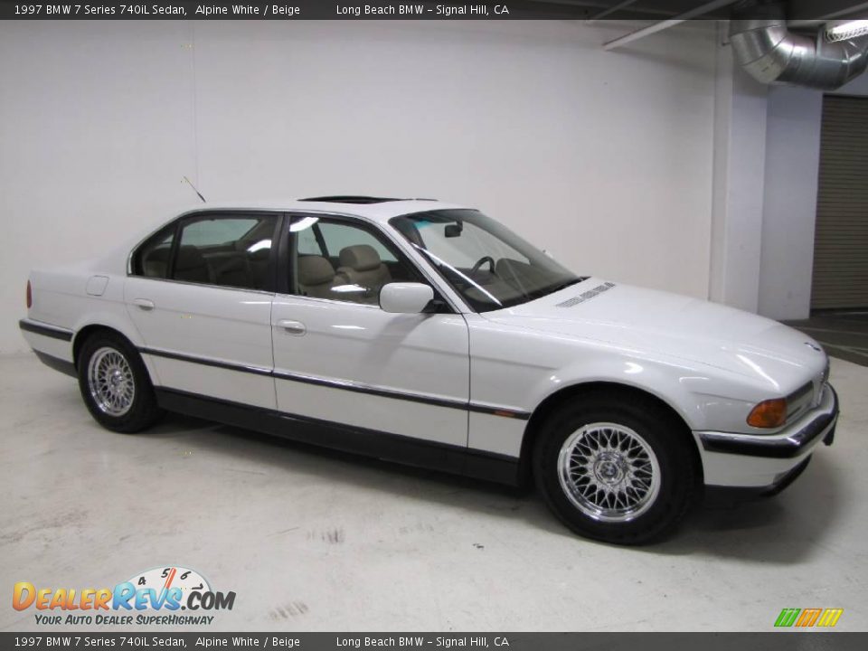 1997 BMW 7 Series 740iL Sedan Alpine White / Beige Photo #2