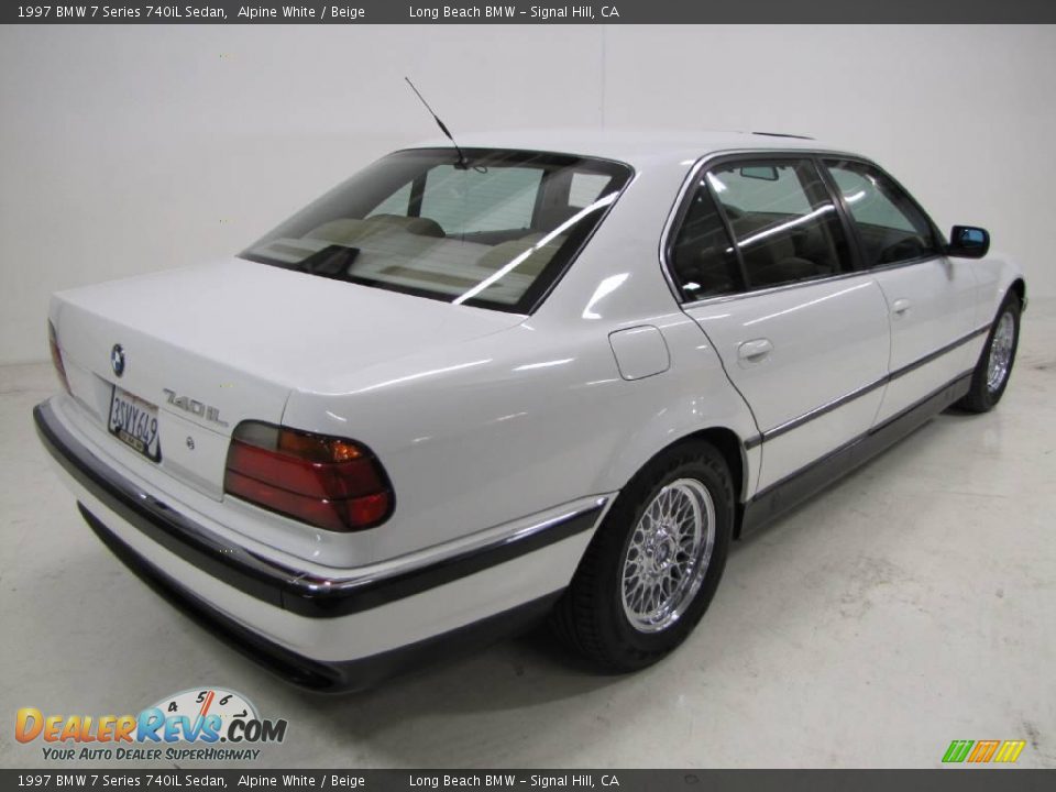 1997 BMW 7 Series 740iL Sedan Alpine White / Beige Photo #5