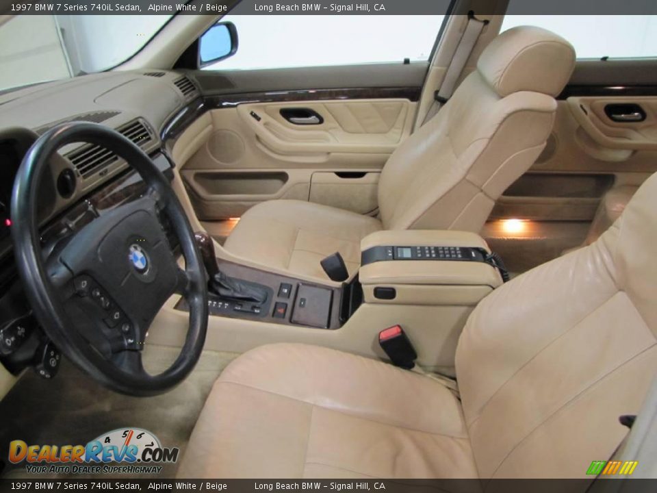 1997 BMW 7 Series 740iL Sedan Alpine White / Beige Photo #18