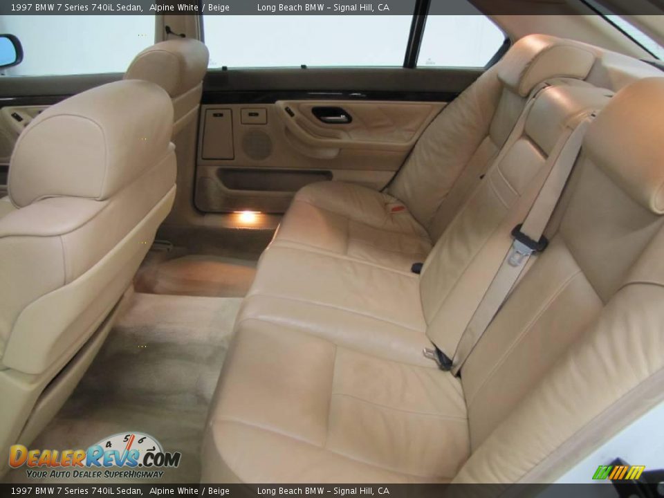 1997 BMW 7 Series 740iL Sedan Alpine White / Beige Photo #23