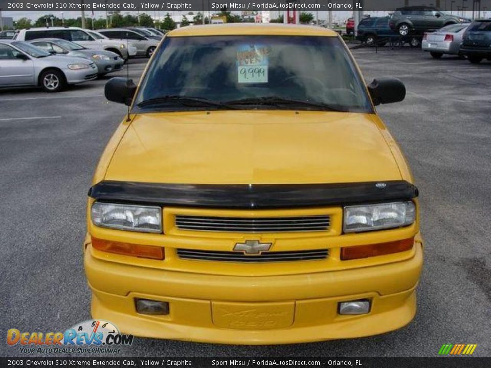 2003 Chevrolet S10 Xtreme Extended Cab Yellow / Graphite Photo #3