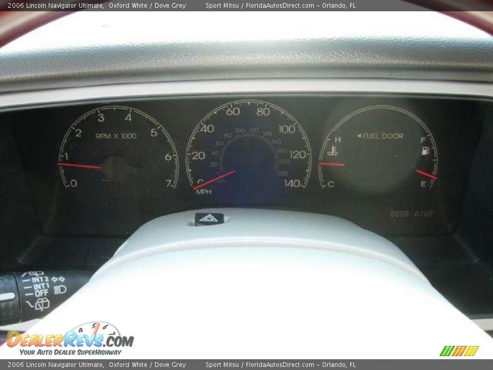 2006 Lincoln Navigator Ultimate Oxford White / Dove Grey Photo #20