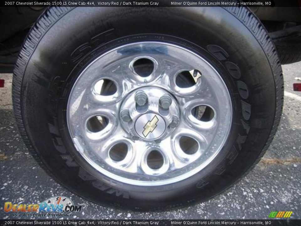 2007 Chevrolet Silverado 1500 LS Crew Cab 4x4 Victory Red / Dark Titanium Gray Photo #9