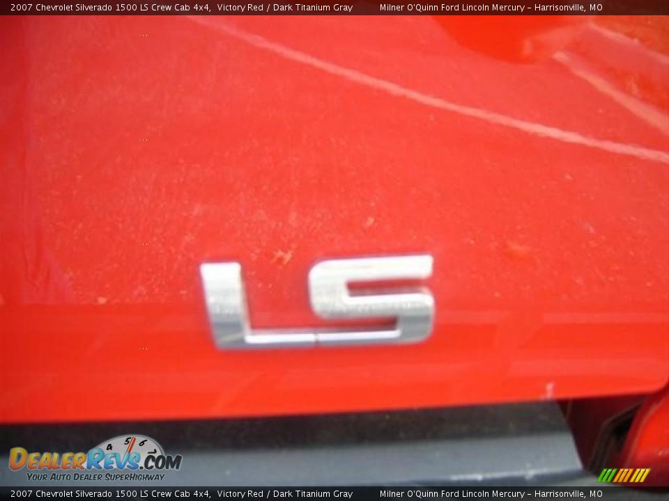 2007 Chevrolet Silverado 1500 LS Crew Cab 4x4 Victory Red / Dark Titanium Gray Photo #11