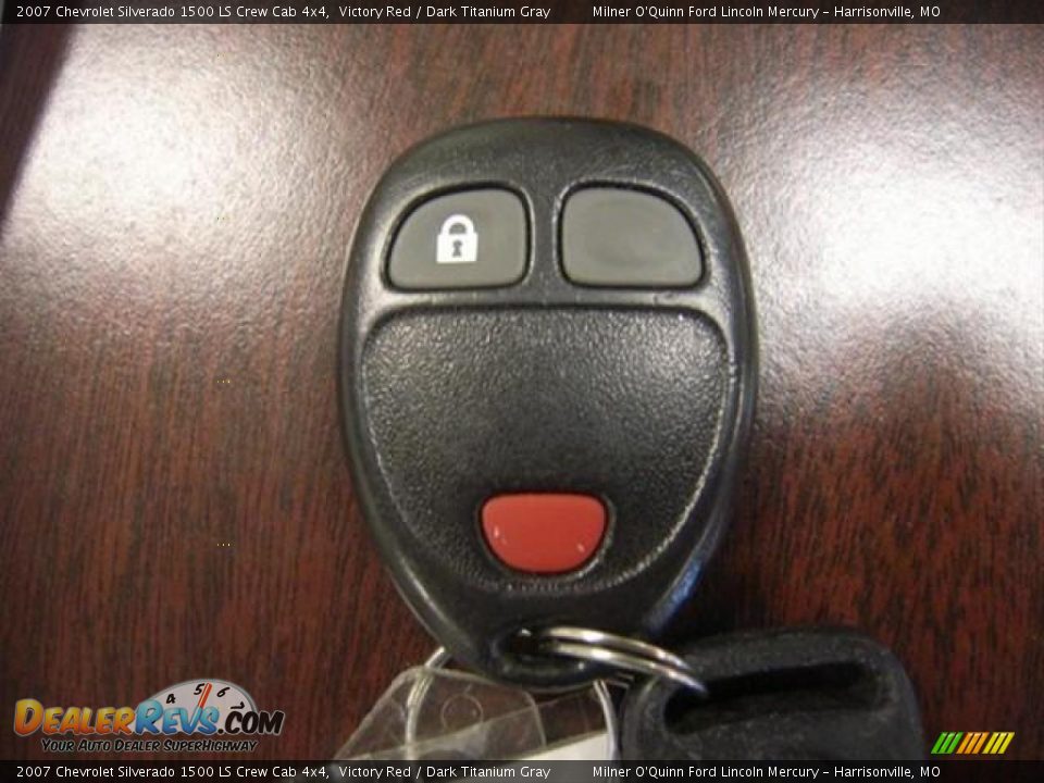 2007 Chevrolet Silverado 1500 LS Crew Cab 4x4 Victory Red / Dark Titanium Gray Photo #14