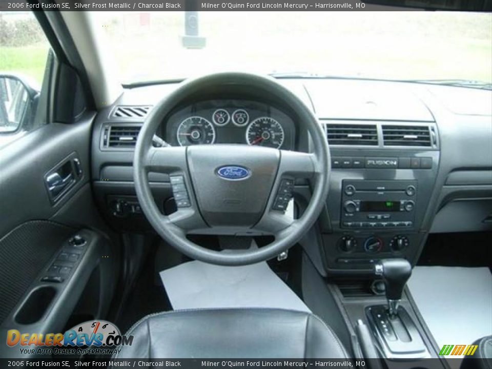 2006 Ford Fusion SE Silver Frost Metallic / Charcoal Black Photo #17