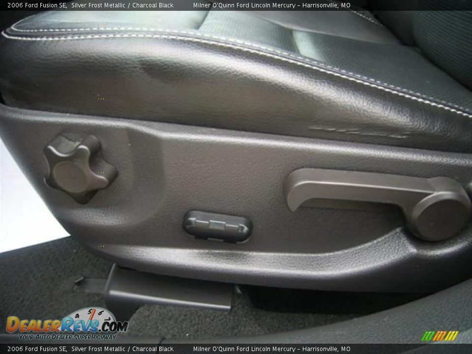 2006 Ford Fusion SE Silver Frost Metallic / Charcoal Black Photo #19