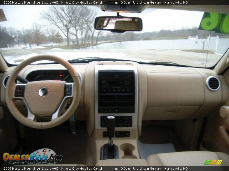 2006 Mercury Mountaineer Luxury AWD Mineral Grey Metallic / Camel Photo #17
