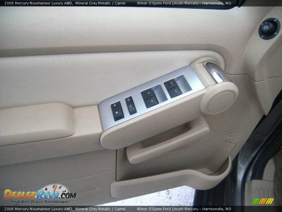 2006 Mercury Mountaineer Luxury AWD Mineral Grey Metallic / Camel Photo #22