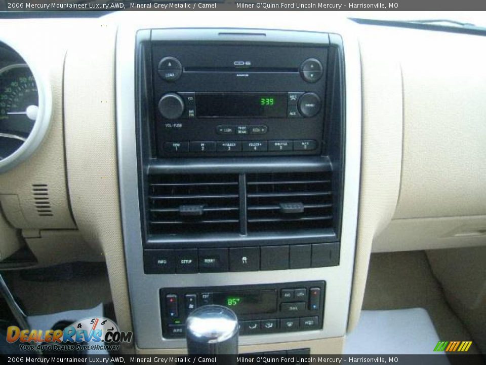 2006 Mercury Mountaineer Luxury AWD Mineral Grey Metallic / Camel Photo #24