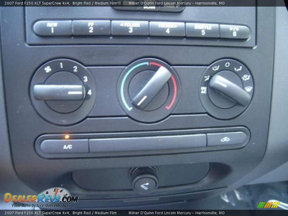 2007 Ford F150 XLT SuperCrew 4x4 Bright Red / Medium Flint Photo #14