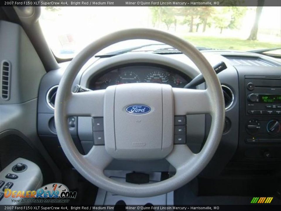 2007 Ford F150 XLT SuperCrew 4x4 Bright Red / Medium Flint Photo #19