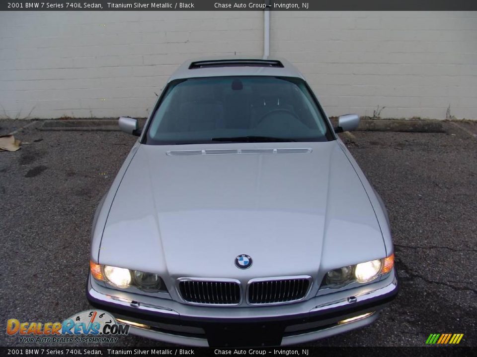 2001 BMW 7 Series 740iL Sedan Titanium Silver Metallic / Black Photo #5