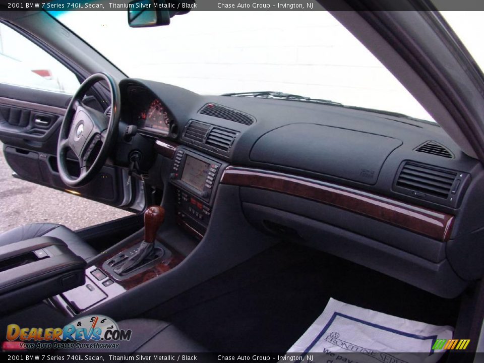 2001 BMW 7 Series 740iL Sedan Titanium Silver Metallic / Black Photo #19