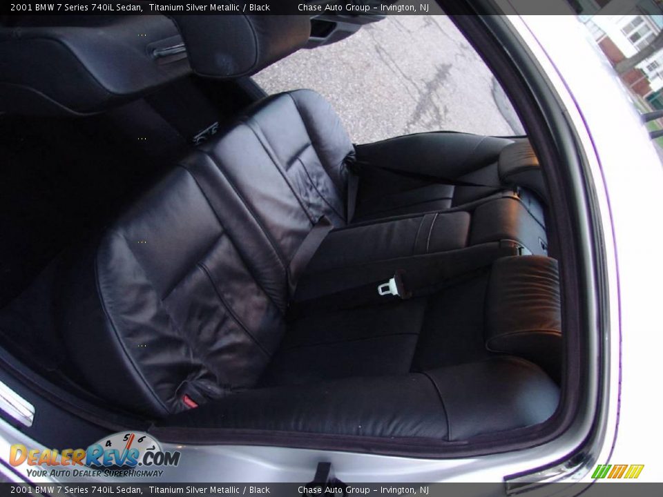 2001 BMW 7 Series 740iL Sedan Titanium Silver Metallic / Black Photo #23