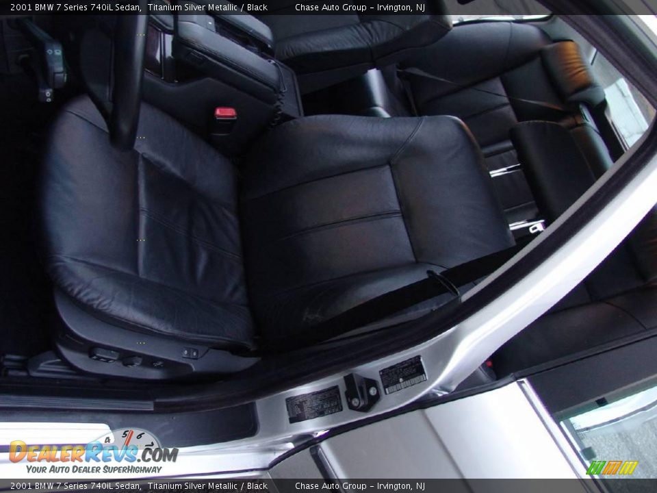 2001 BMW 7 Series 740iL Sedan Titanium Silver Metallic / Black Photo #24