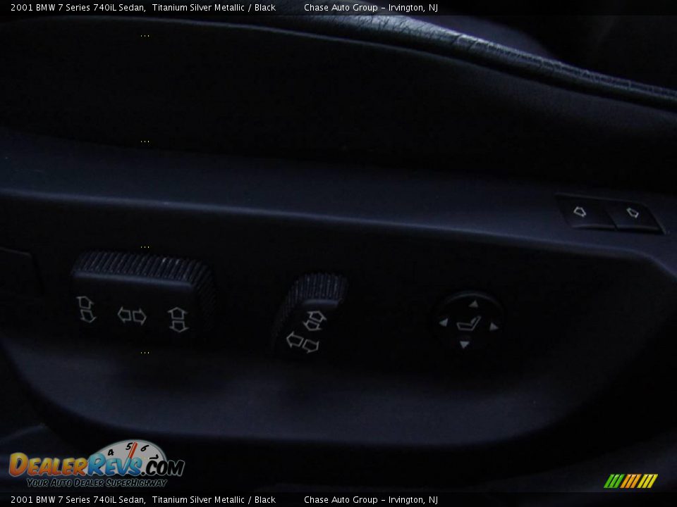 2001 BMW 7 Series 740iL Sedan Titanium Silver Metallic / Black Photo #25