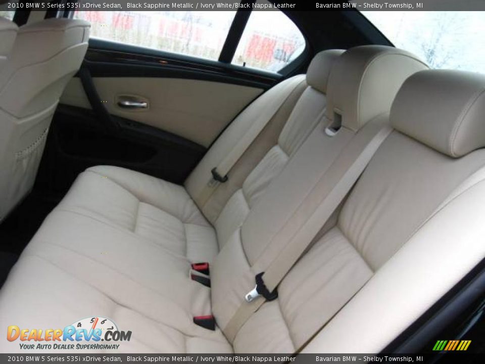 2010 BMW 5 Series 535i xDrive Sedan Black Sapphire Metallic / Ivory White/Black Nappa Leather Photo #11
