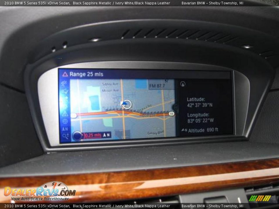 2010 BMW 5 Series 535i xDrive Sedan Black Sapphire Metallic / Ivory White/Black Nappa Leather Photo #15