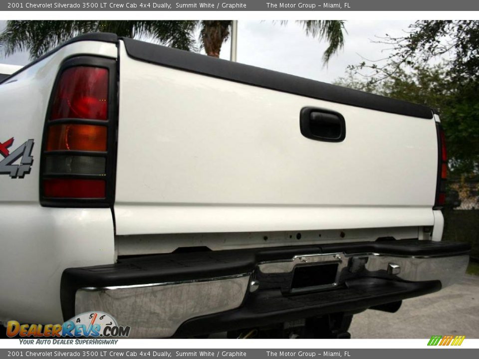 2001 Chevrolet Silverado 3500 LT Crew Cab 4x4 Dually Summit White / Graphite Photo #19